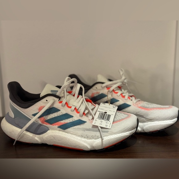 Adidas men’s White and Teal Sneakers - Picture 6 of 6